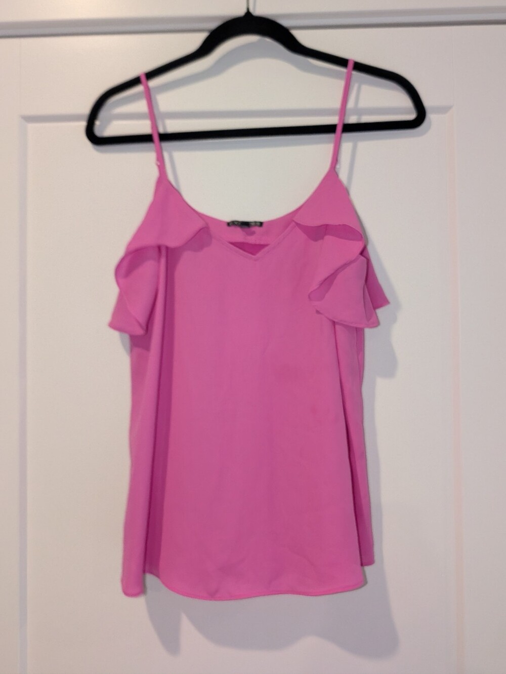 4/$16 ❇️ Bright Pink Chiffon Ruffle Y2K Tank Top